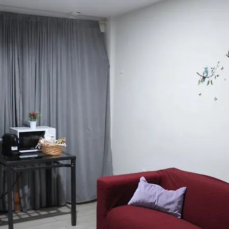 Urban 招待所 阿威罗