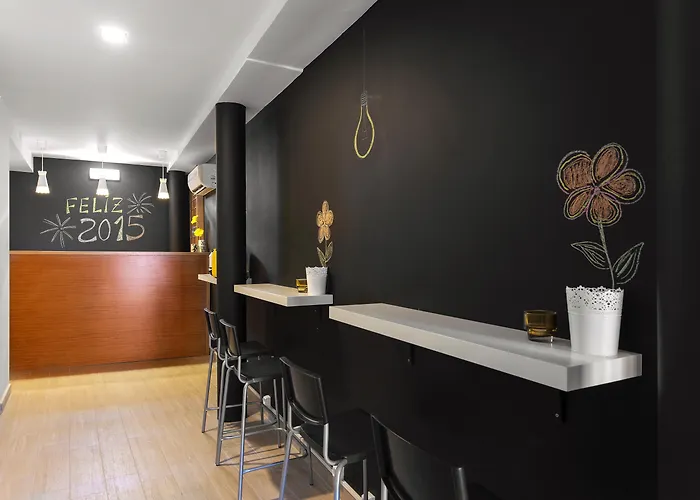 Urban בית הארחה