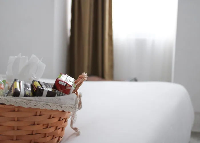 Urban בית הארחה